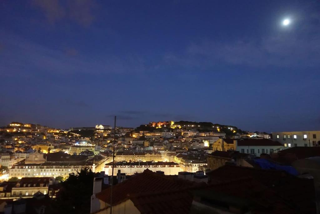 Charm And Fantastic View In A Fully Equipped Home In Center Lisboa Exteriör bild
